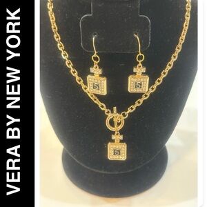 NWT Vera by New York "No. 5" Perfume Bottle Necklace & Earring
